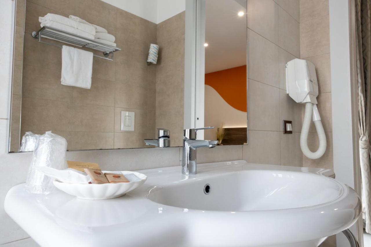 Mary Vi Guest house *